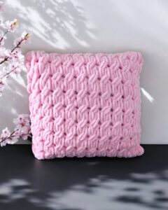 Vankúš s Puffy obliečkou – Instagram Ellie